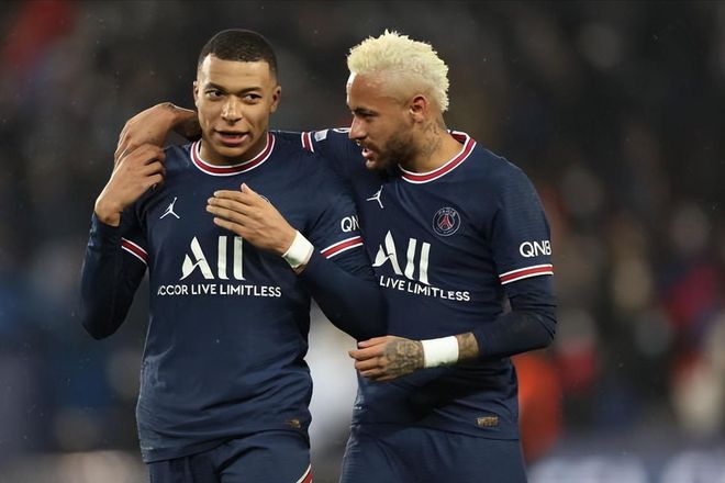 弗里克：佩德里有可能首发；收到消息后我起床看了皇马的集锦（弗里克：佩德里有望首发，我得知消息后起床看了皇马集锦）